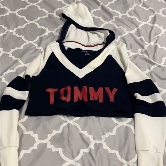 Cropped Tommy Hilfiger long sleeved shirt - Picture 1 of 1